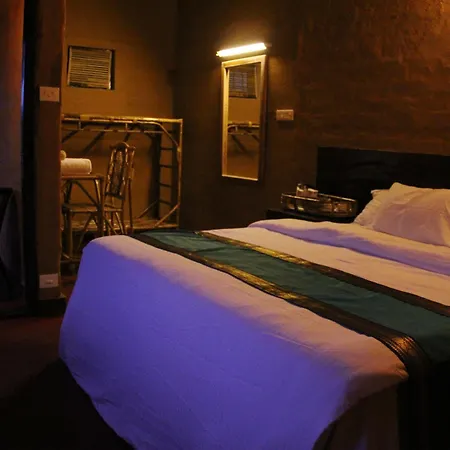 Eco Tones Hotel